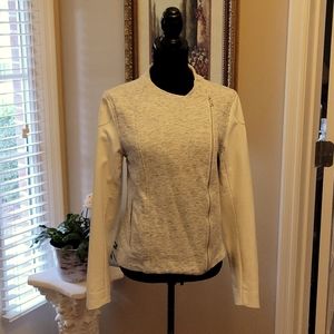 Two by Vince Camuto soft gray zip front top faux leather white sleeves Medium …